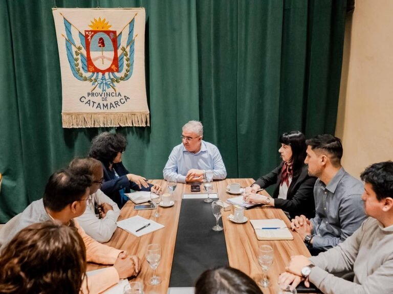 Kabil informó a Raúl Jalil sobre los avances del proyecto Cortaderas en Fiambalá