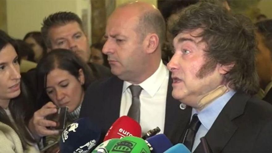 Una foto a escondidas con Ayuso, el faltazo de Abascal y un Milei que incomoda a sus aliados en España